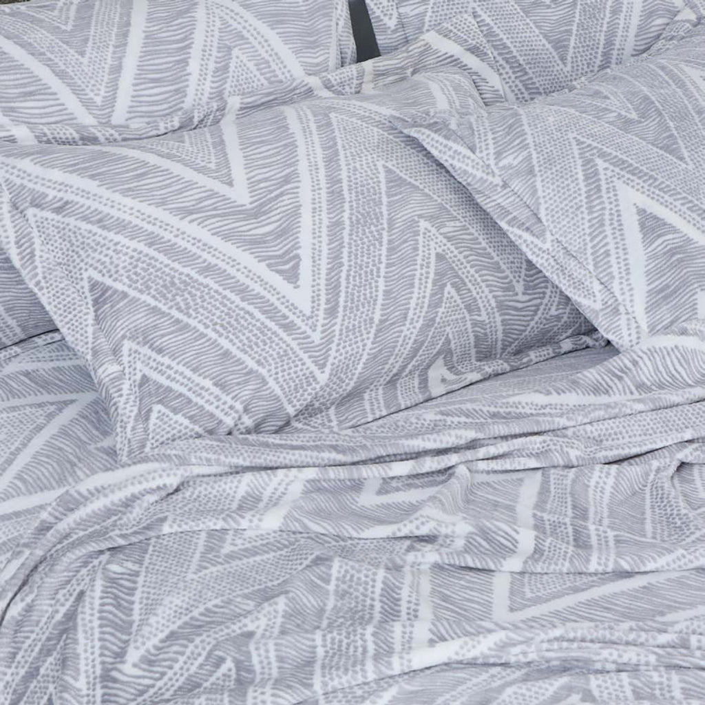 Sutton Warm Bedsheet Double bed with 2pc Pillow Cover | Gray Texture